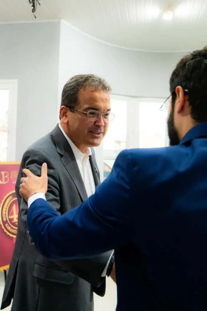Márcio Conrado encerra primeira semana de caravana no interior com forte apoio da advocacia