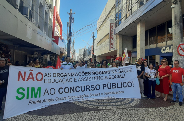 Servidores protestam em Aracaju contra privatização da saúde e Reforma Administrativa