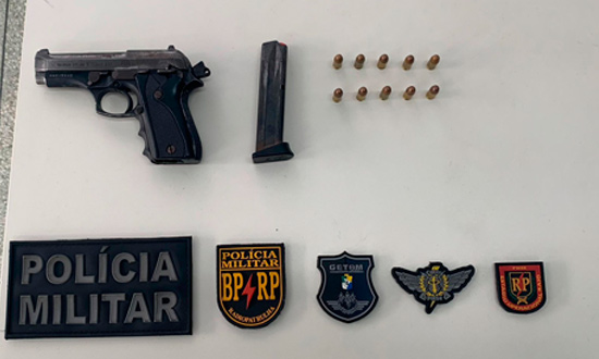 Radiopatrulha apreende pistola 380 após denúncia de ameaça na Coroa do Meio