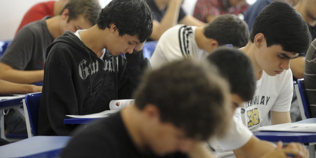 MEC divulga lista de classificados para vagas remanescentes do Fies 2025