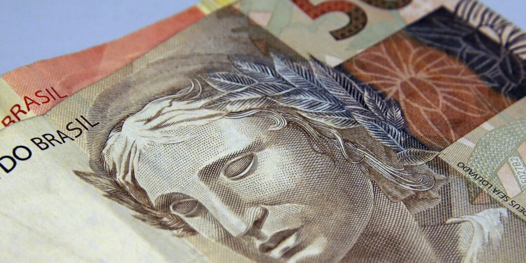 Senado aprova isenção de Imposto de Renda para salários de até R$ 5 mil