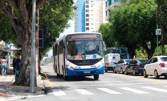 Aracaju concede transporte gratuito a candidatos do Enem 2025 neste domingo