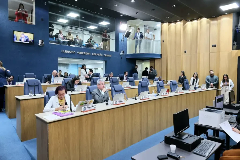 Comissão de Finanças da Câmara de Aracaju detalha tramitação do PPA 2026-2029