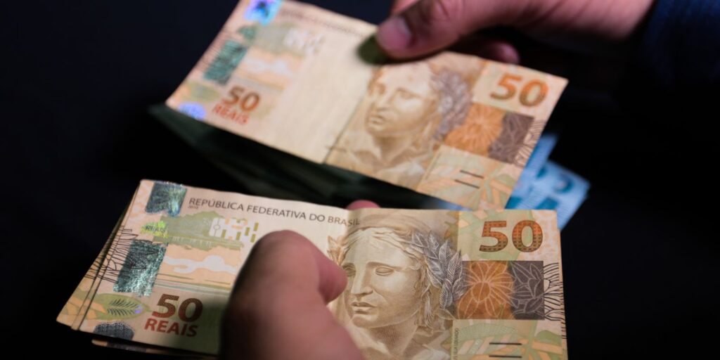 Brasileiros retiram R$ 455,68 milhões de valores esquecidos em setembro