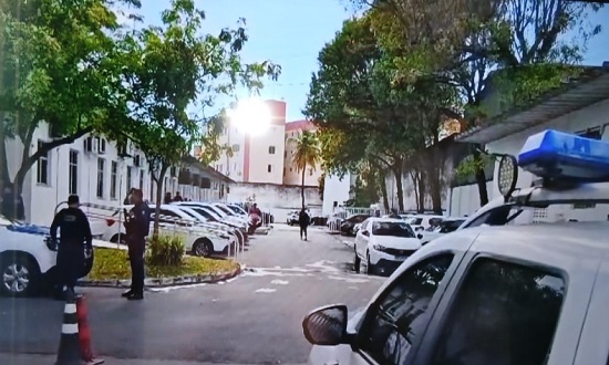 Moradores ocupam Centro Administrativo de Aracaju e cobram hospital para pessoas neurodivergentes