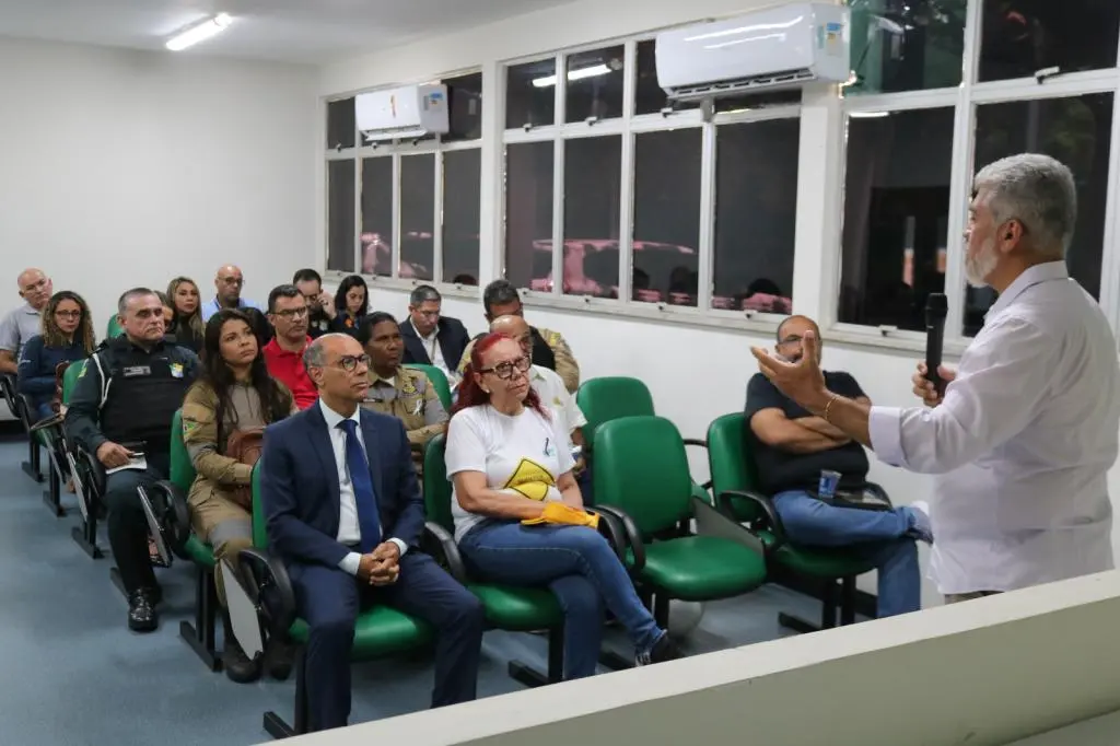 Aracaju reúne órgãos públicos para frear alta de acidentes com motociclistas