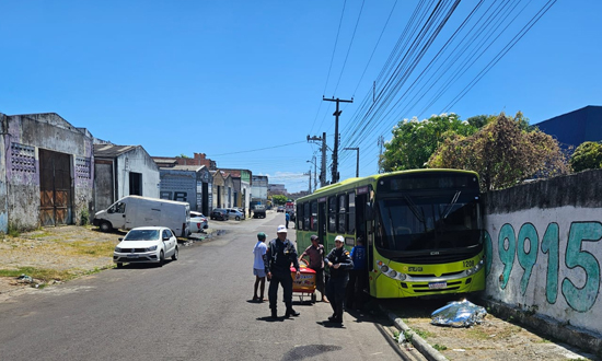 Motorista da Prefeitura de Salgado morre atropelado pelo próprio ônibus em Aracaju