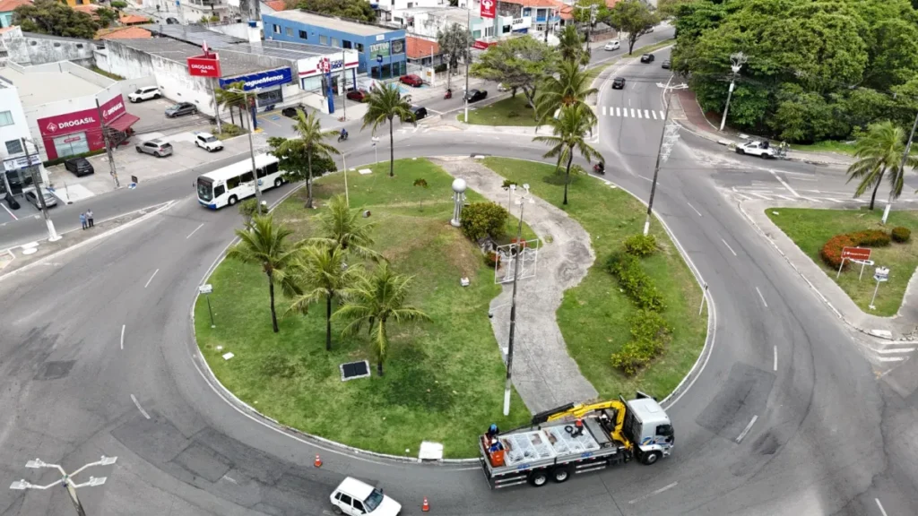 SMTT monta bloqueios na zona sul de Aracaju para diminuir tráfego durante o Pré-Caju