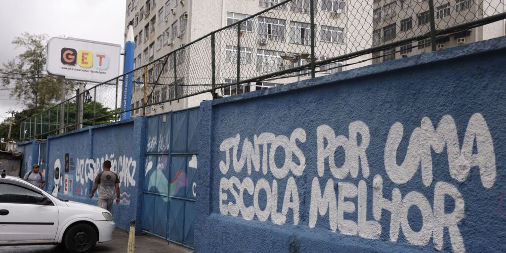 Mais da metade dos envolvidos com tráfico larga a escola antes do ensino médio, mostra levantamento