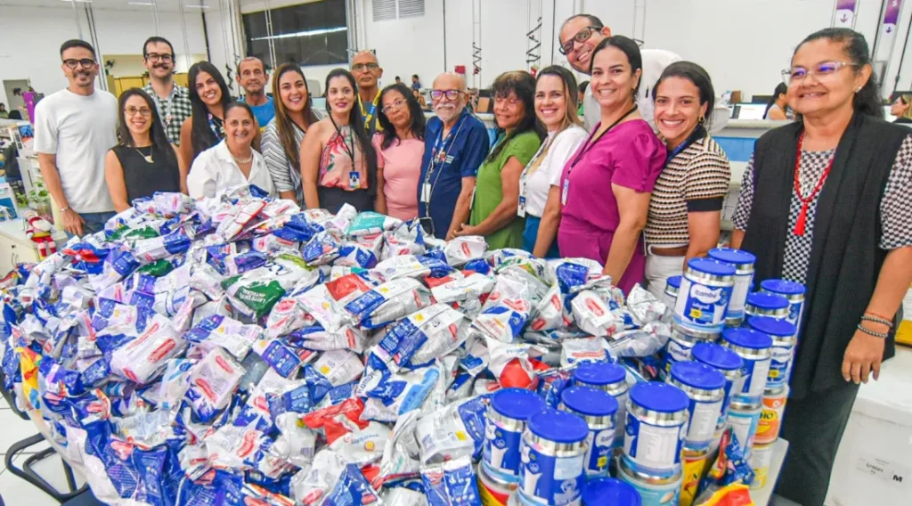 Bloco da Prevenção doa 272 kg de leite em pó à Associação Bom Samaritano