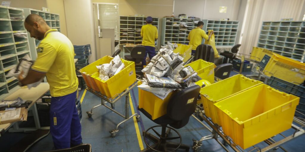 Correios aprovam PDV, fechamento de 1 mil agências e buscam empréstimo de R$ 20 bilhões