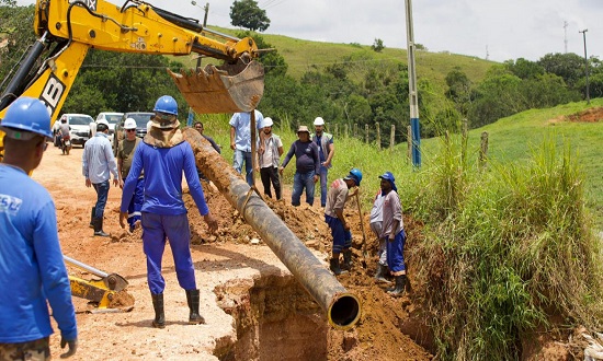 Reparação de adutora rompida em Umbaúba termina em menos de 24 horas
