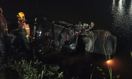 Saída de pista na SE-050 causa morte de passageiro e deixa quatro feridos em Aracaju