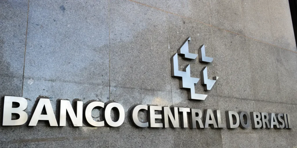 Déficit nas contas externas brasileiras atinge US$ 5,1 bilhões em outubro
