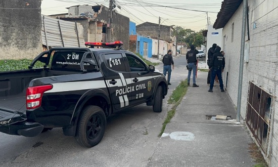 Operação Tabuleiro cumpre 22 mandados e mira organização de tráfico na Grande Aracaju
