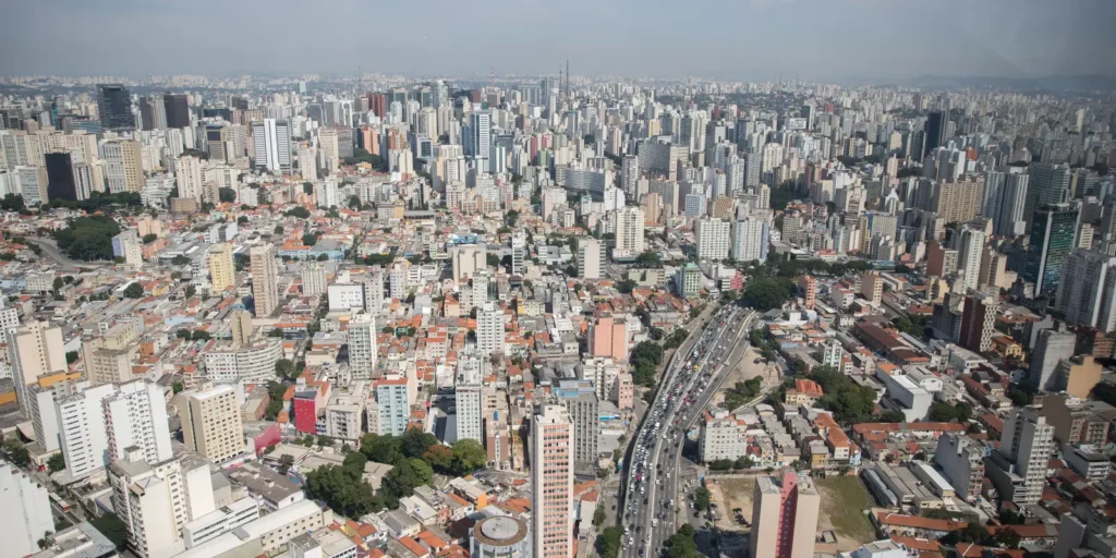 Conselho do FGTS amplia uso do fundo para imóveis de até R$ 2,25 milhões
