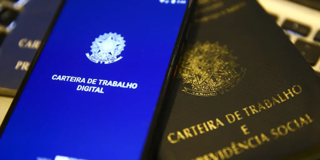 País cria 85 mil postos de trabalho com carteira em outubro, mostra Novo Caged