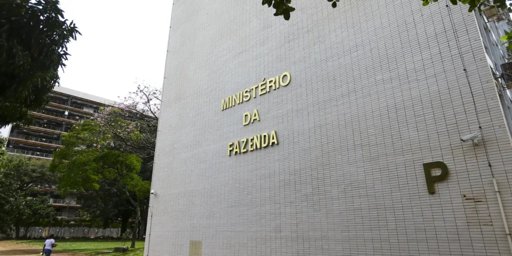 Governo pretende concluir normas para mercado de carbono até dezembro de 2026