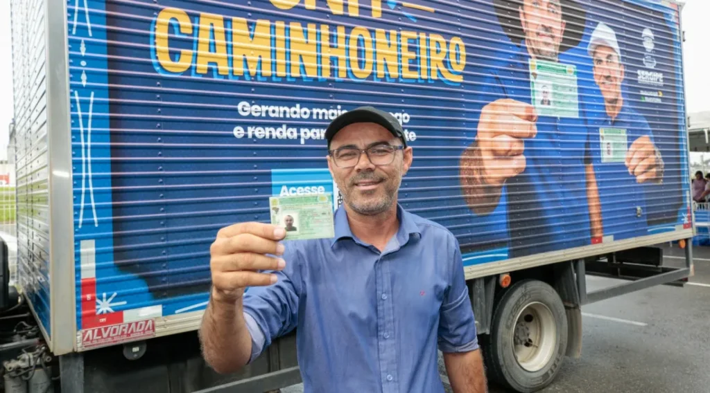 Assembleia de Sergipe eleva para 2,5 mil as vagas anuais do programa CNH Caminhoneiro