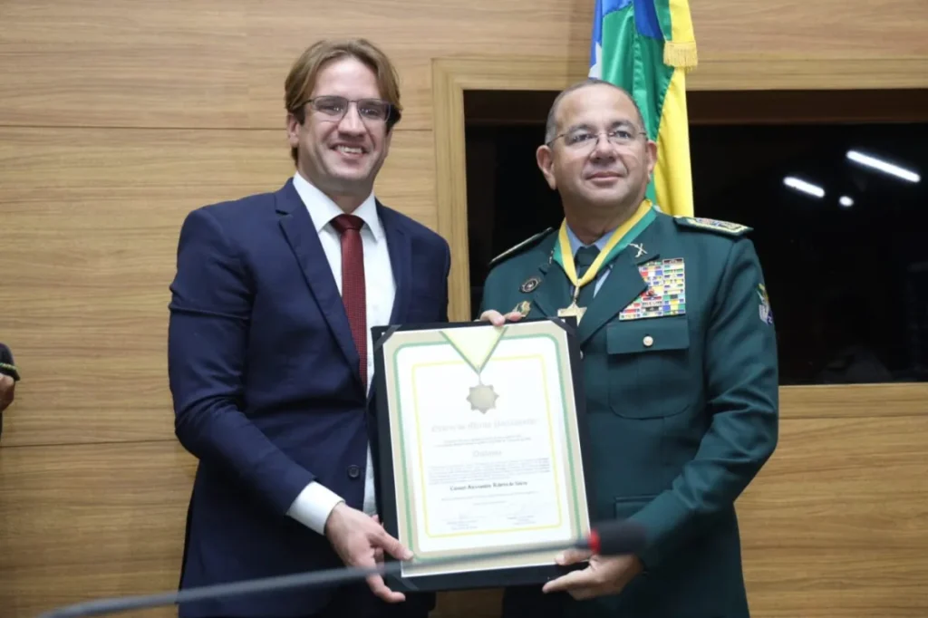 Assembleia concede Medalha da Ordem do Mérito Parlamentar ao comandante-geral da PM de Sergipe
