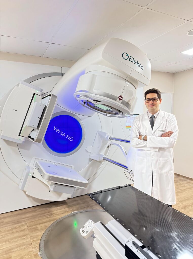 Alta tecnologia em Sergipe: Clinradi traz precisão milimétrica ao tratamento do câncer de próstata com o acelerador linear Versa HD