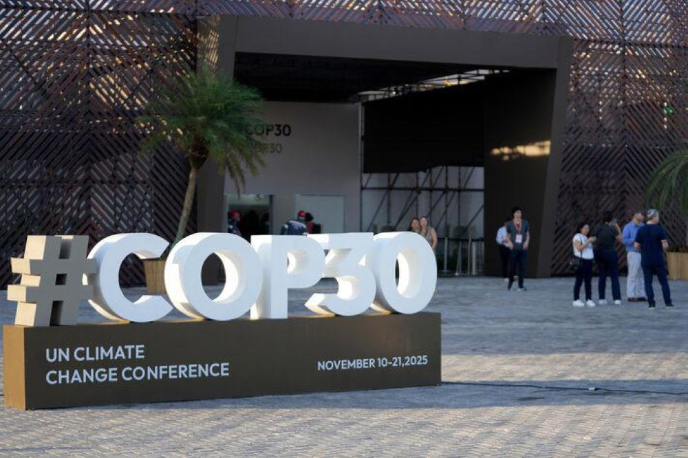 O “fiasco” da “FLOP30”: investimentos bilionários e ausências de líderes mundiais