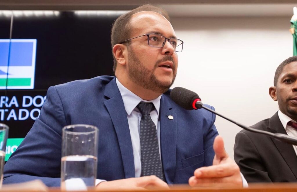 Thiago de Joaldo vai presidir audiência sobre vazamento no ENEM 2025