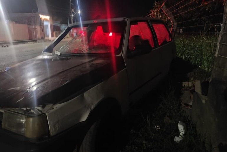 Motociclista fica ferido após colisão na SE-226, em Capela, e motorista do carro foge do local.