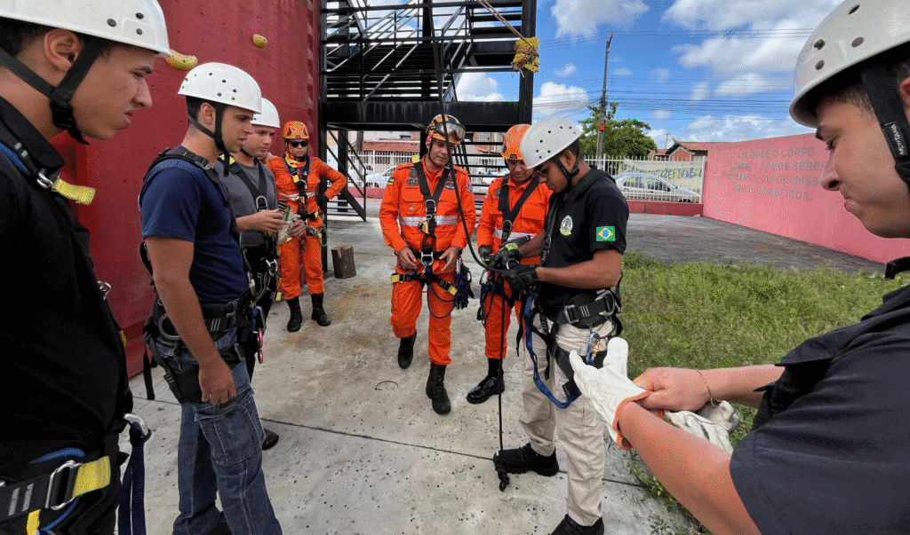 CBMSE capacita em Aracaju militares do GSI da Presidência da República