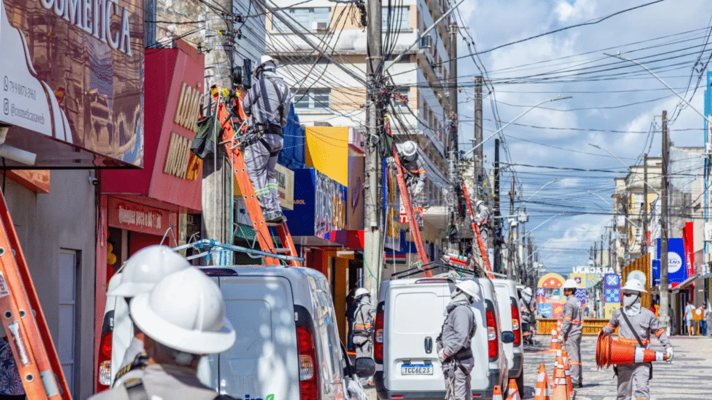 Energisa continua mutirões para remoção de cabos clandestinos no Centro de Aracaju