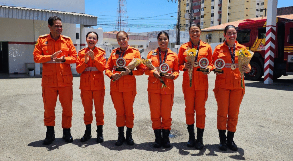 Bombeiras de Sergipe são campeãs nacionais em competição que simulou ocorrência de incêndio