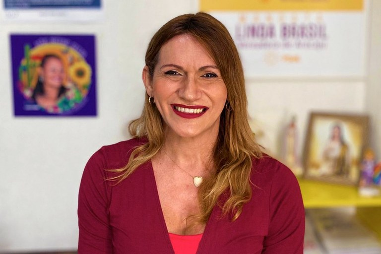 Três pessoas indiciadas por transfobia contra a deputada Linda Brasil.