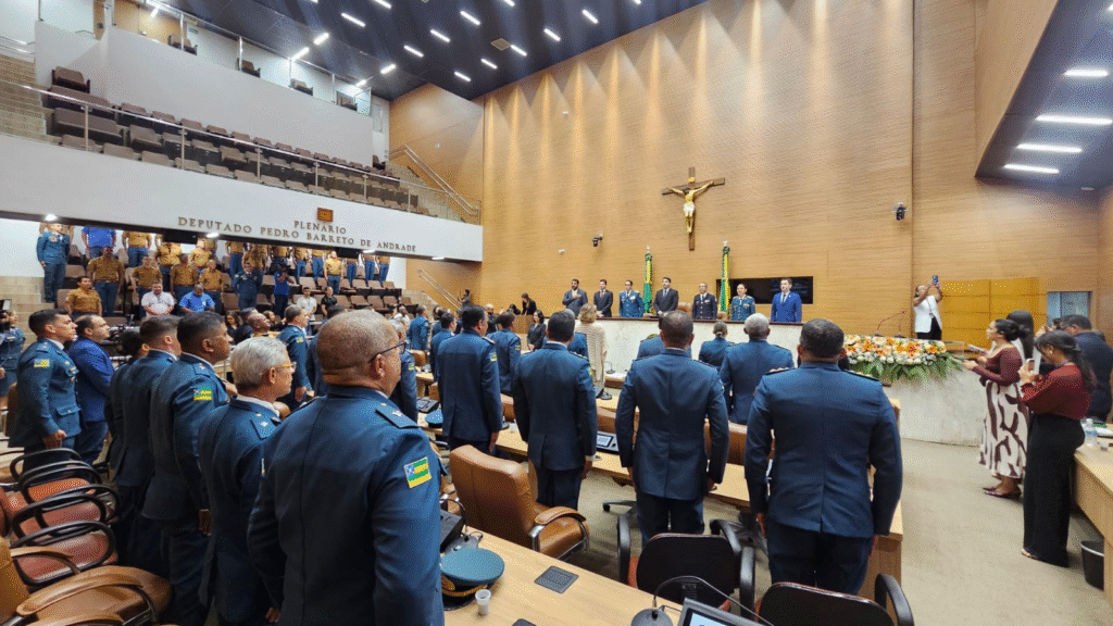 Corpo de Bombeiros é homenageado em Sessão Especial na Alese pelo aniversário de 105 anos