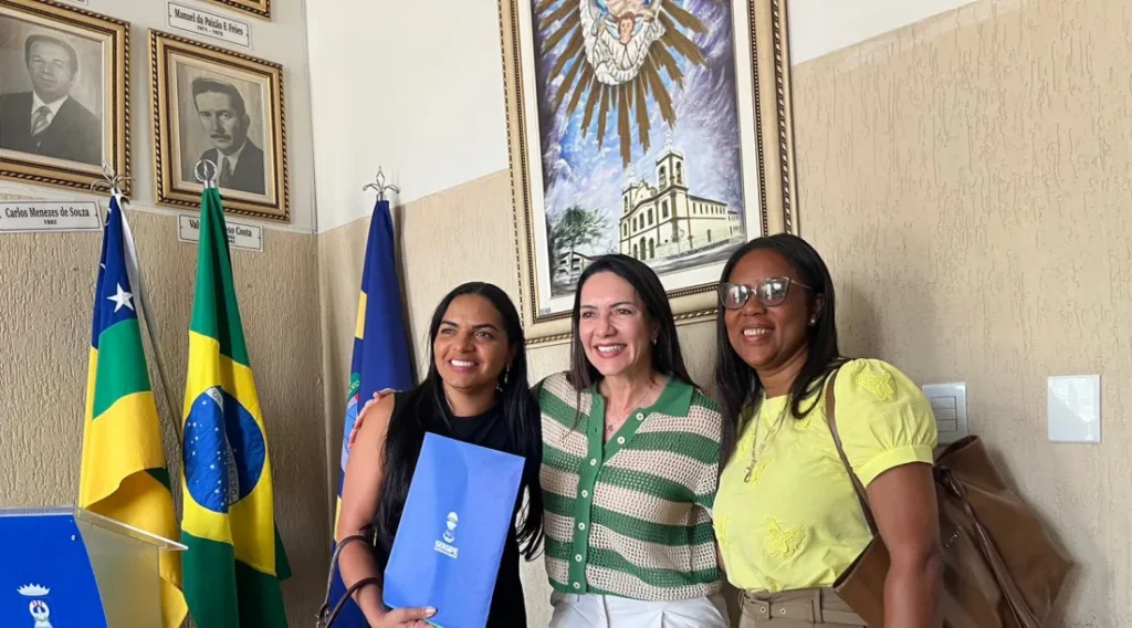 Governo de Sergipe inicia nova fase de entrega do Cartão CMais Mulher em Estância