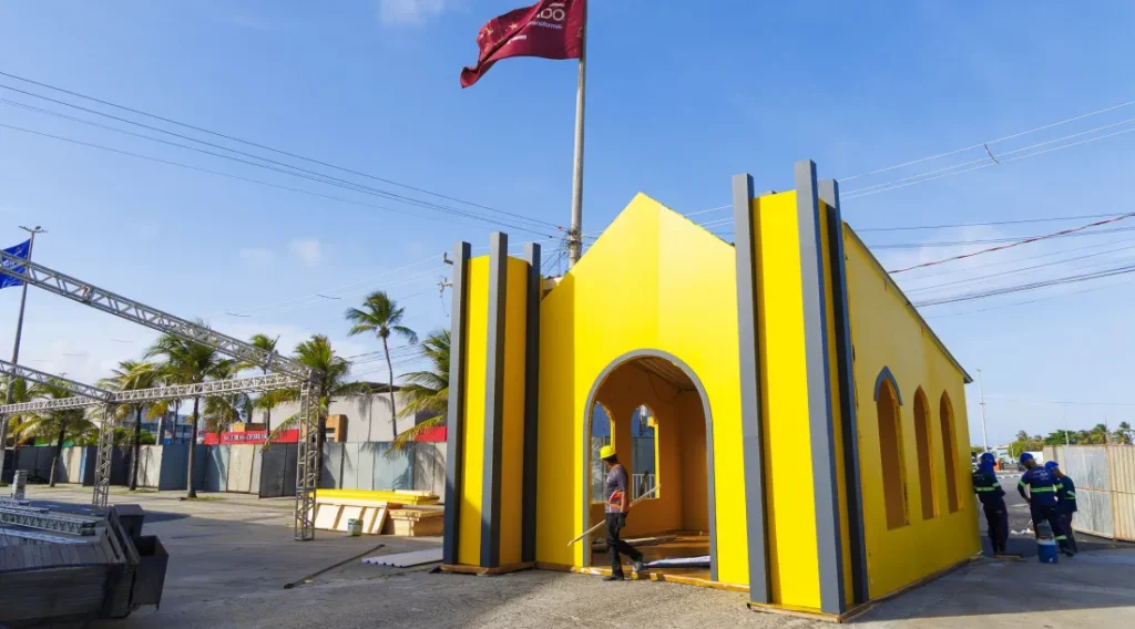 Vila do Natal Iluminado 2025 será aberta sexta-feira com estrutura em fase final na Orla da Atalaia