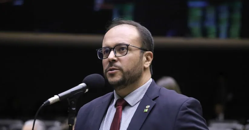 Thiago de Joaldo viabiliza Lei da CNH Social que usa multas para custear habilitação gratuita