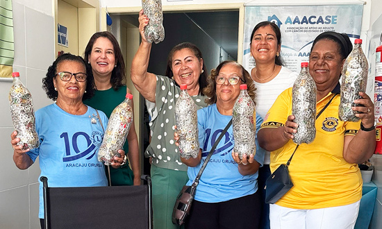 Projeto Lacre do Bem doa duas cadeiras de rodas para AAACASE e APAE Aracaju