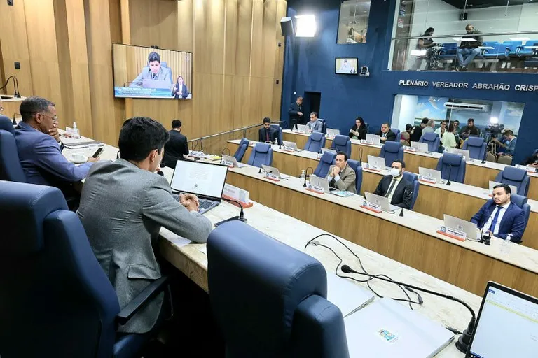 Câmara de Aracaju encerra CPI da SMTT e aponta uso irregular de recursos de multas em 2023