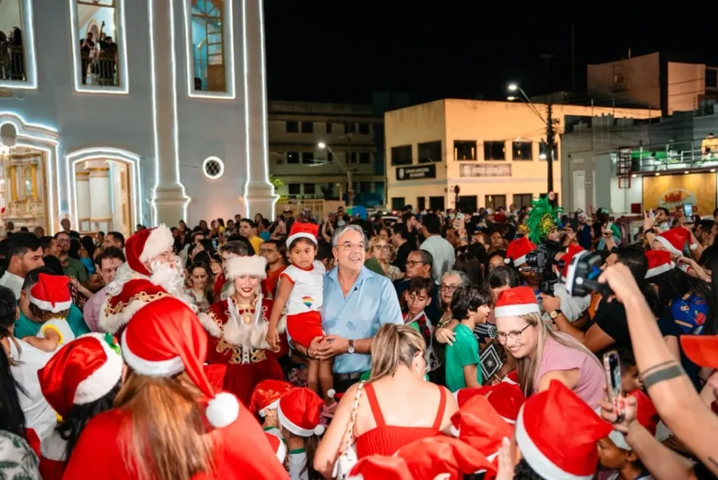 Lagarto inaugura “Natal Encantado 2025” com desfile, luzes e investimento de R$ 445,8 mil