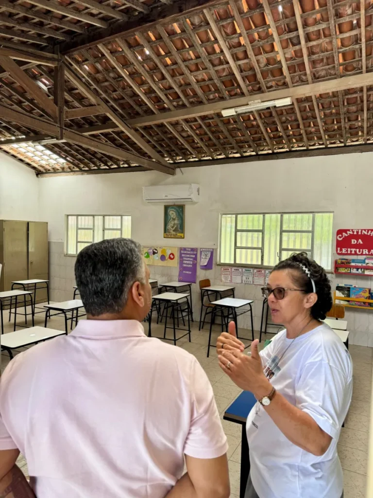 Emenda de R$ 500 mil garante ar-condicionado e energia solar no Colégio Rosa Venerina, em Lagarto