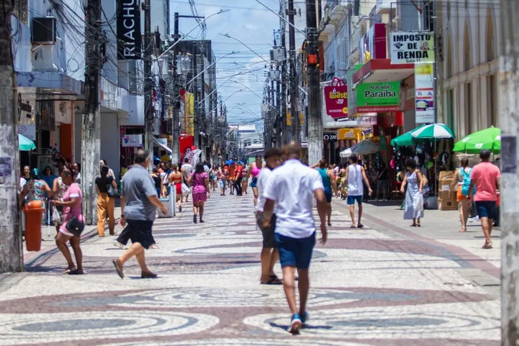 Prefeitura de Aracaju libera 13º e salário de dezembro e movimenta mais de R$ 123 milhões