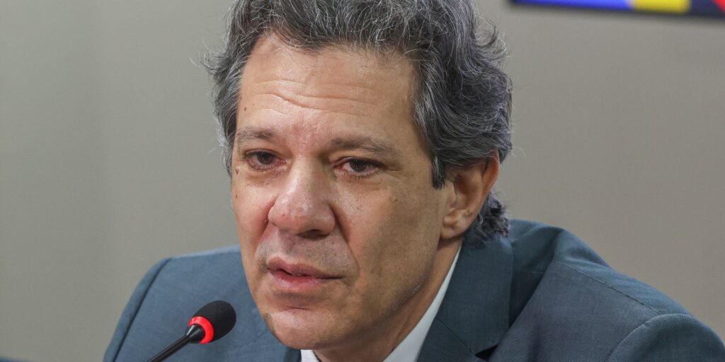 Haddad planeja deixar Ministério da Fazenda em fevereiro para atuar na campanha de Lula