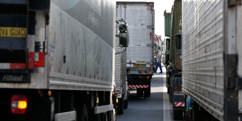CMN libera linha de crédito de R$ 6 bilhões para renovação da frota de caminhões