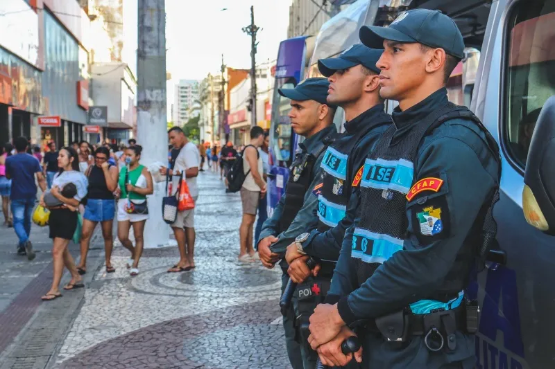 PM de Sergipe intensifica policiamento no Centro e na Orla de Aracaju durante festas de fim de ano
