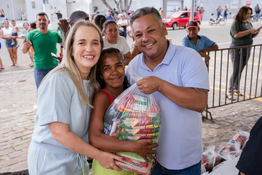 Deputado Ibrain de Valmir entrega 1.500 cestas básicas ao Instituto Valmir Monteiro em Lagarto