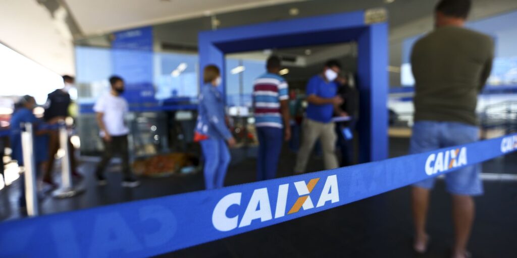 Bancos definem horários especiais no Natal e no Ano-Novo; veja como fica o atendimento