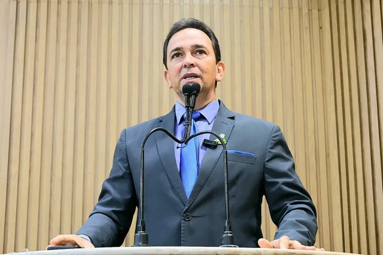 Fábio Meireles faz balanço e destaca produtividade na Câmara de Aracaju em 2025