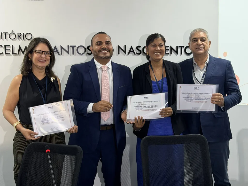 Shoppings Jardins e RioMar recebem homenagem do Ministério Público por ações em defesa dos animais