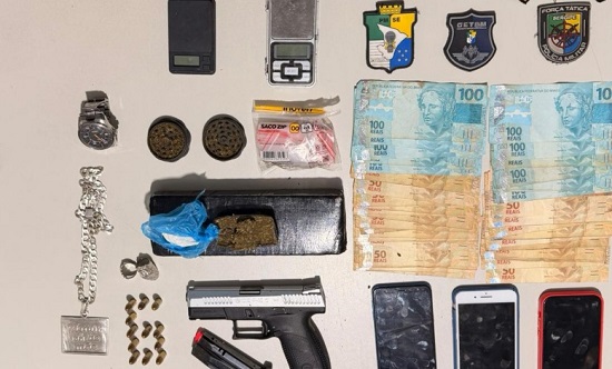 Casal é detido em Estância com drogas, pistola 9 mm e R$ 3,3 mil