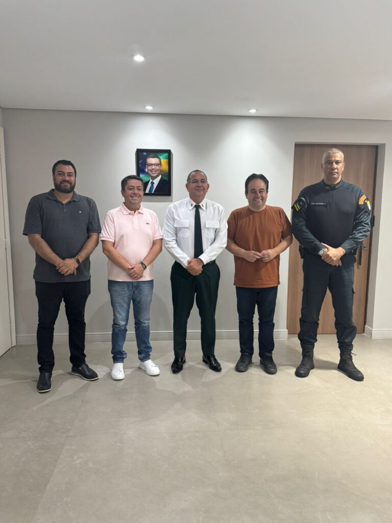 Reunião define ações de segurança para o Bloco Por Amor ao Iate 2026 